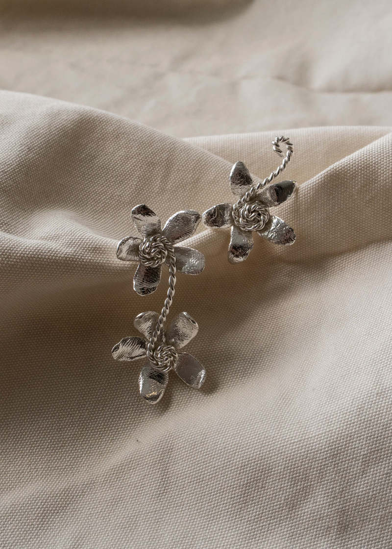 Shannen Young Flower Braid Single Earring - Silver