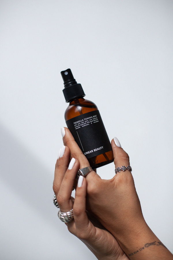 Linear Beauty Tremella Toning Mist - Clear
