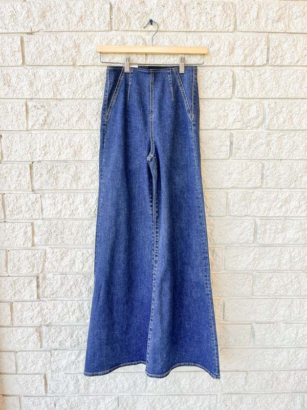 Veronica Beard Joplin Off-Duty High Rise Wide Jeans - Bright Blue Veronica Beard Joplin Off-Duty High Rise Wide Jeans - Bright Blue