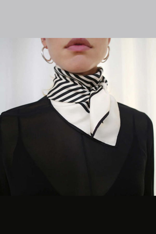 lescarf No. 1 Scarf - Black & Cream