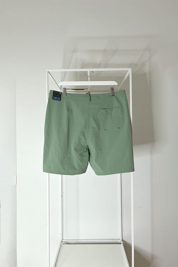 Deus Ex Machina Deacon Board Shorts - Green