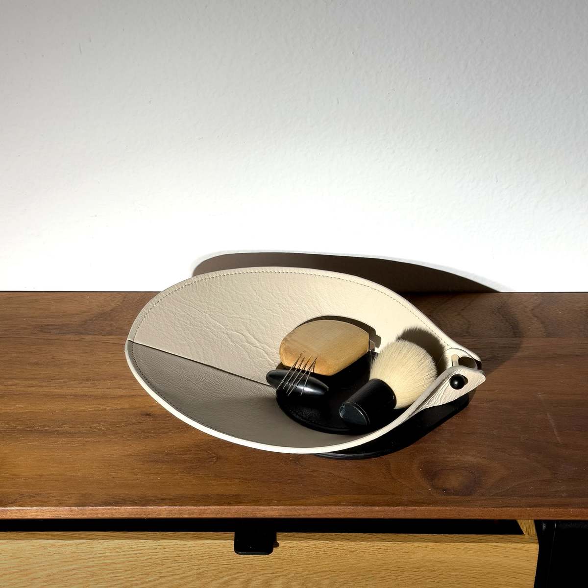 Dotlinesurface 017-1 Leaf S Valet Tray - Image 11 of 13