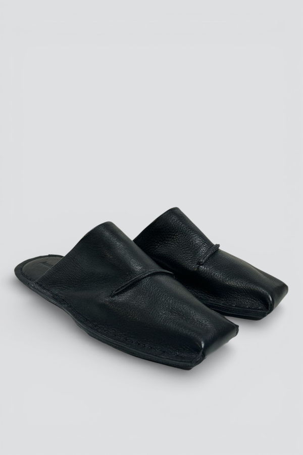 Le Bas Black Edo Clog