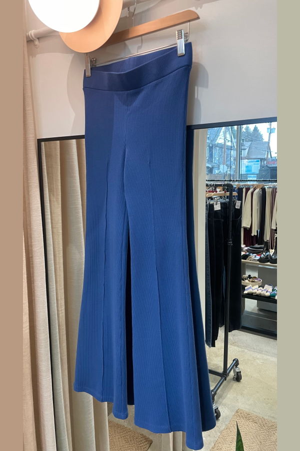 Donni. The Rib Kick Flare Pants