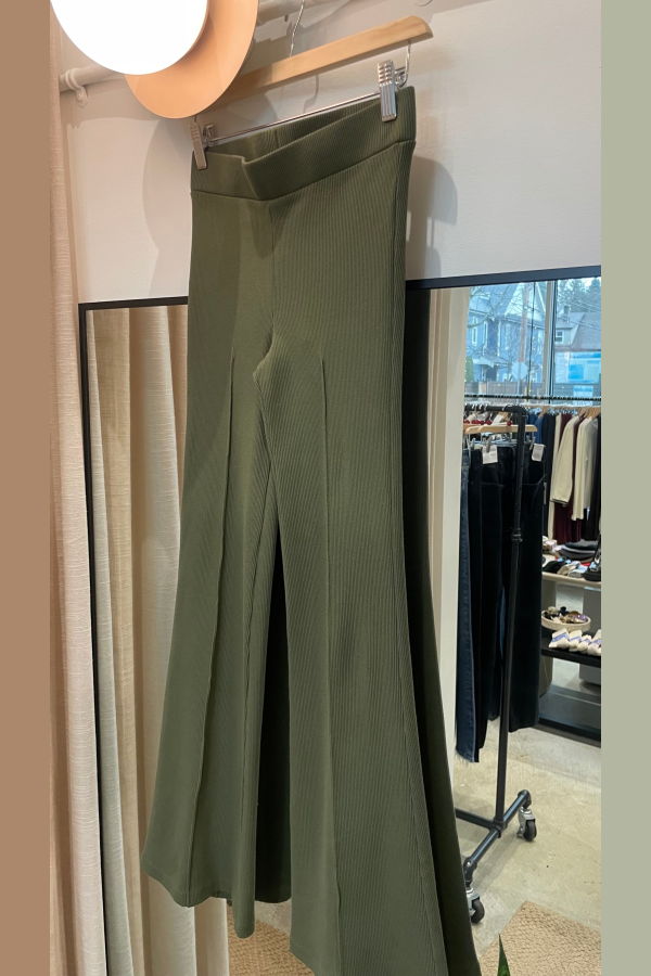 Donni. The Rib Kick Flare Pants