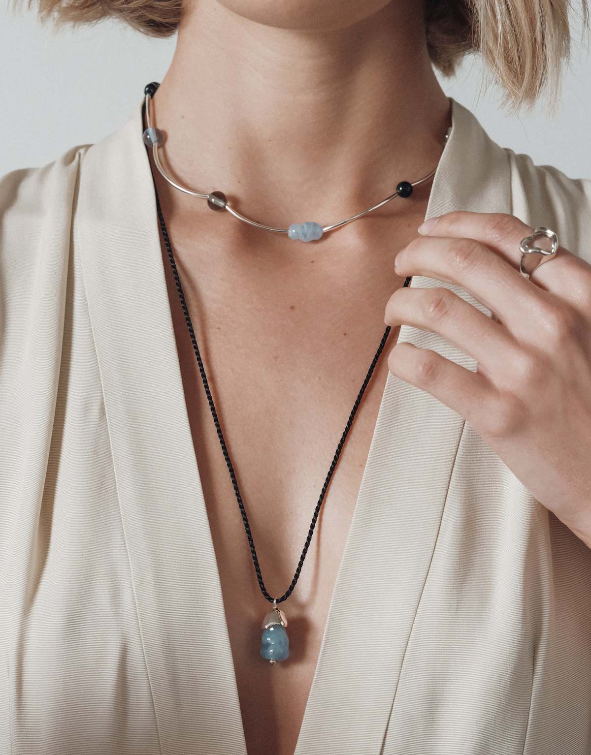 Cled Halo Necklace - Image 2 of 13