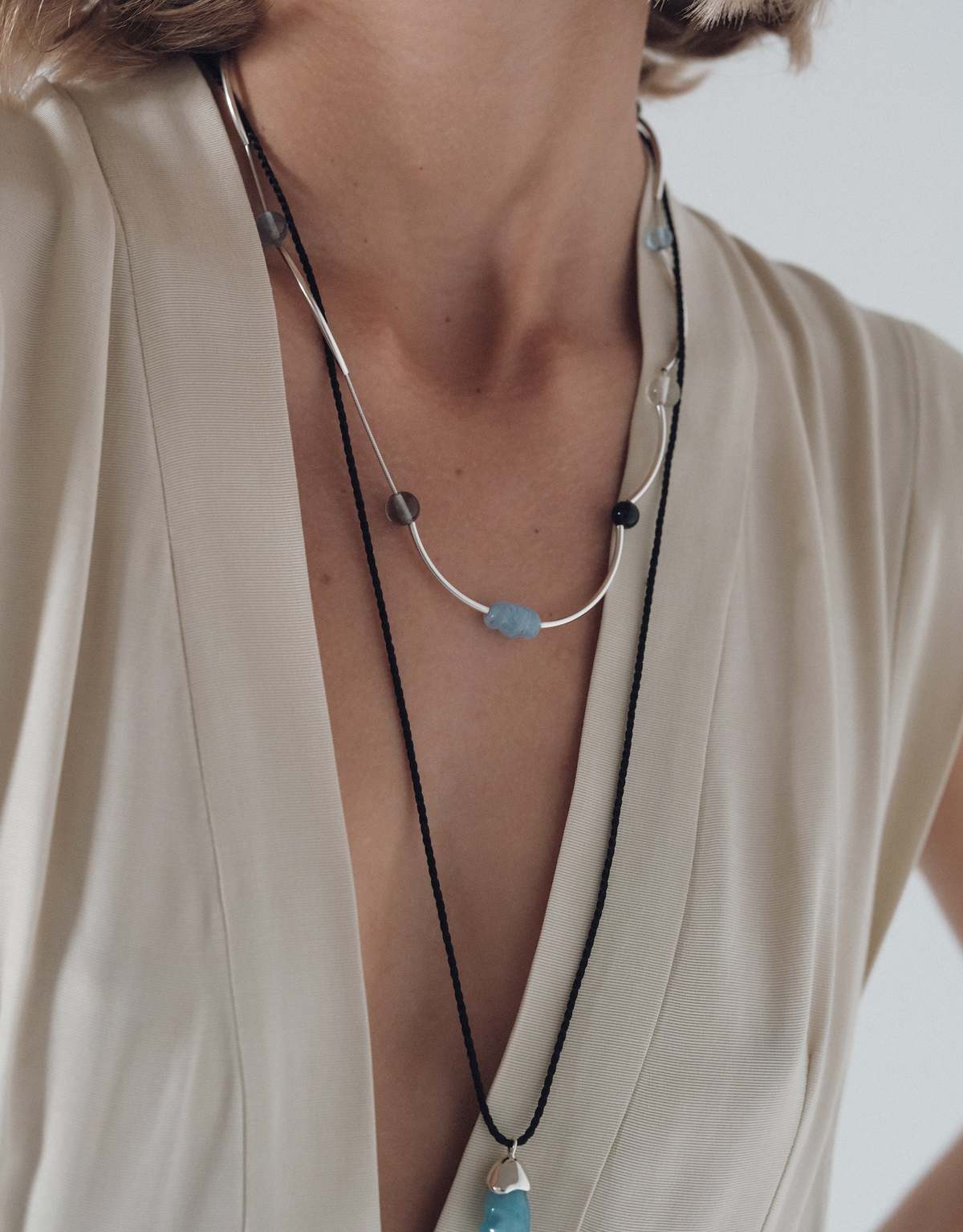 Cled Halo Necklace - Image 5 of 13