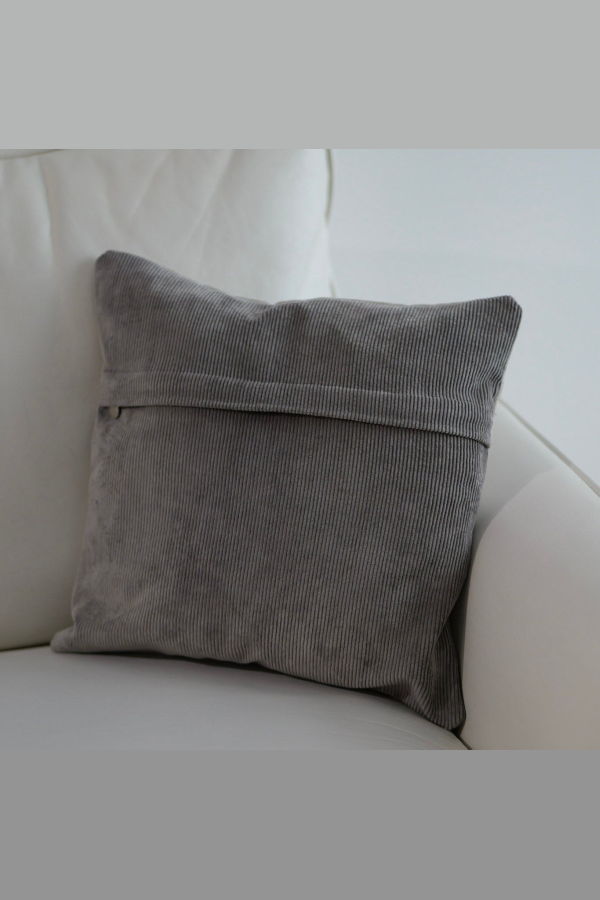 Darzah Maha Pillow Cover - Gray