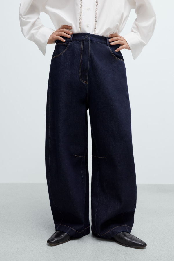 Cordera Curved Baggy Jeans