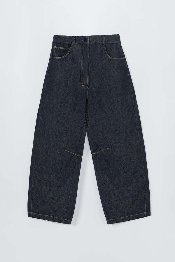 Cordera Curved Baggy Jeans