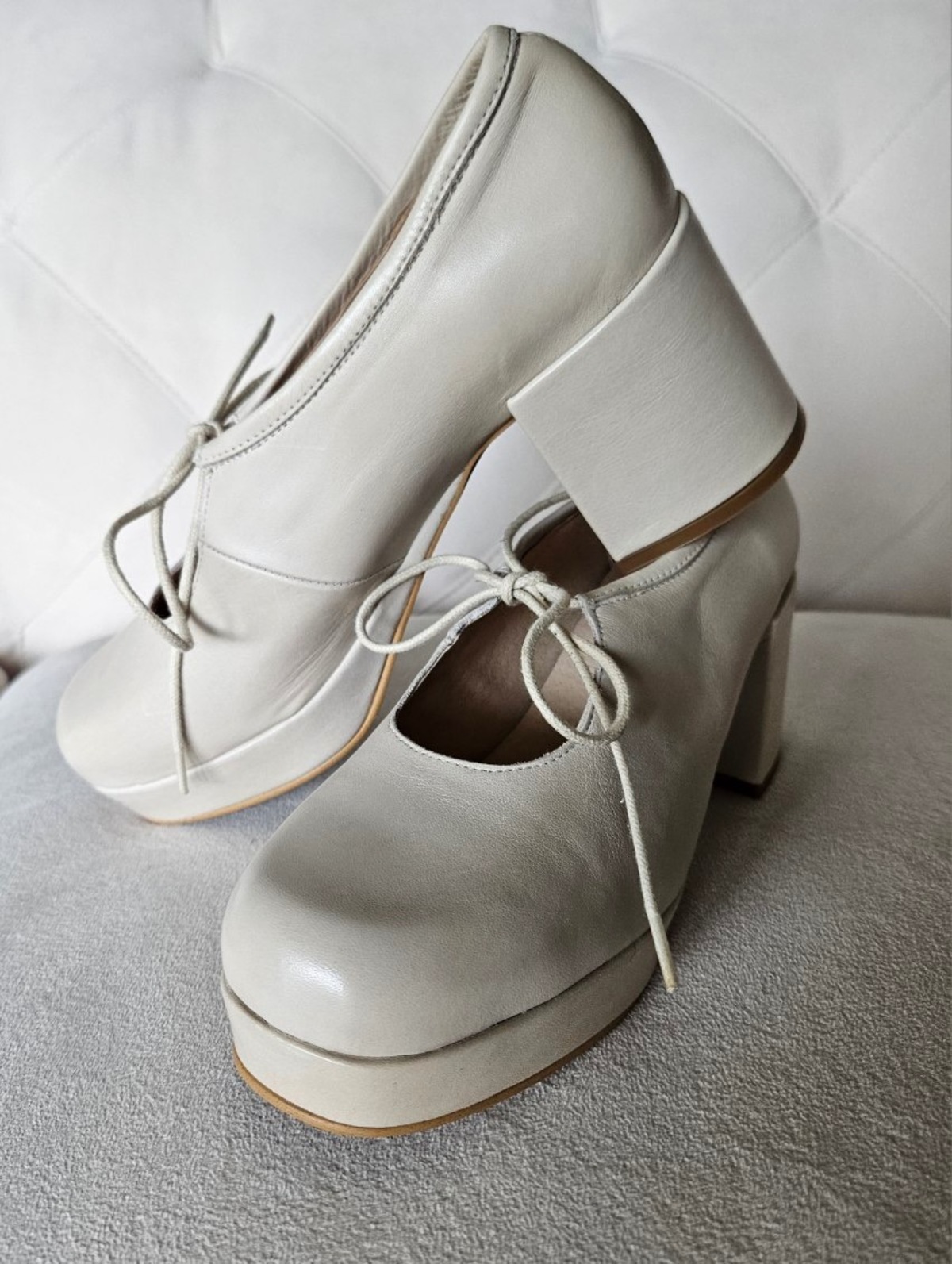 "INTENTIONALLY __________." Serif Clouds Platforms - Image 2 of 5