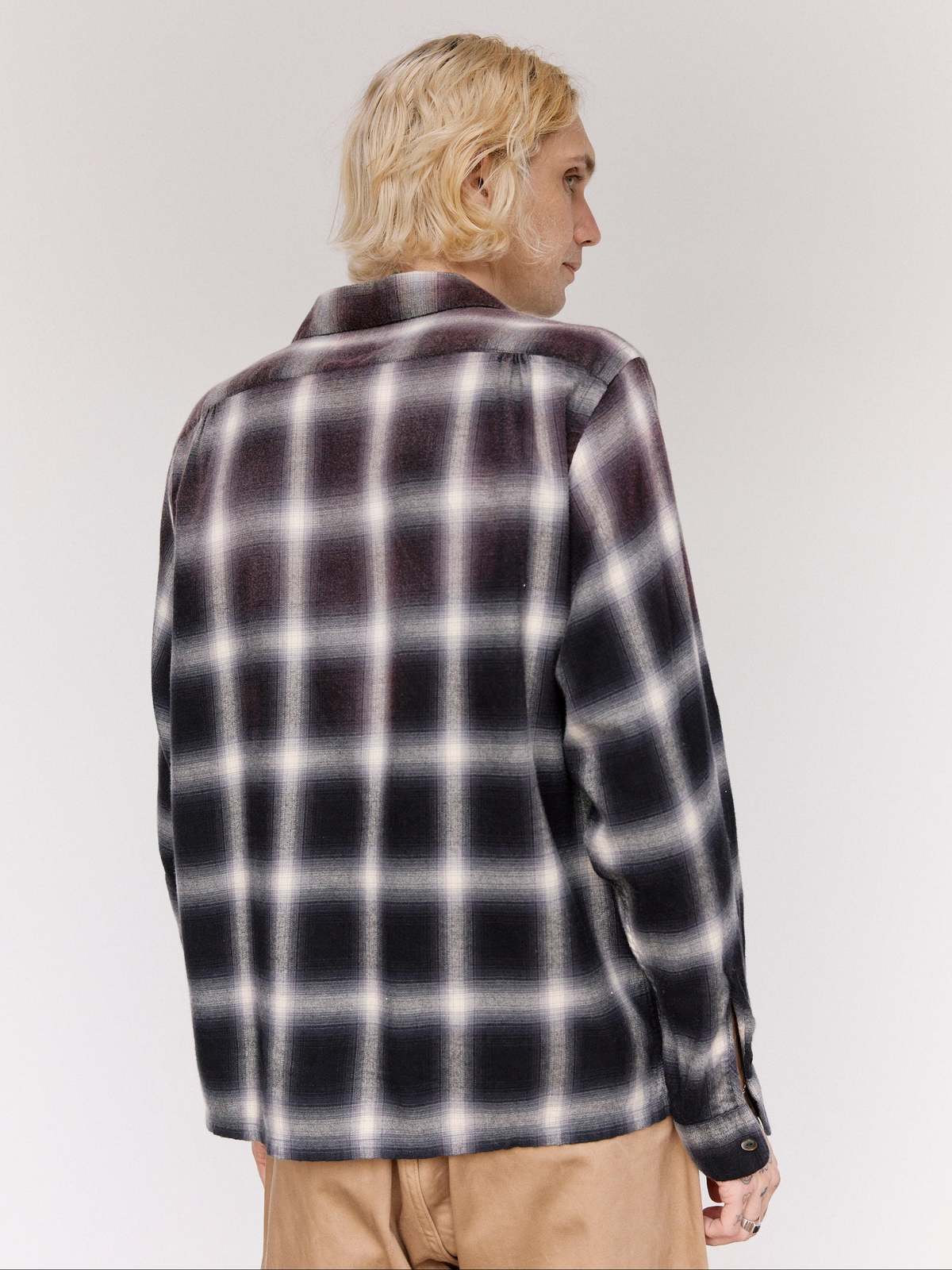Taiga Takahashi LOT.101 Bleached Gray Plaid Open Collar Shirt - Image 4 of 9