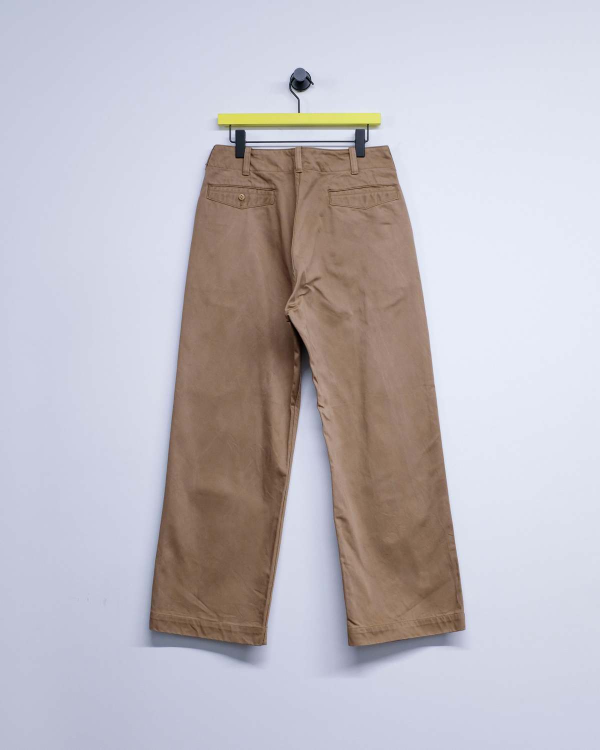 Taiga Takahashi LOT.202 Natural Dyed Beige Cotton Engineer Trousers - Image 8 of 8