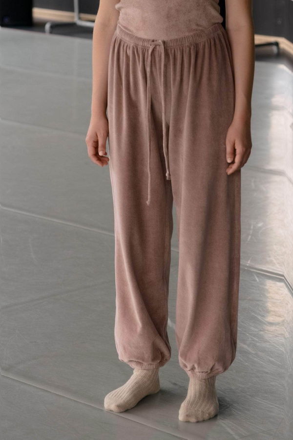 Baserange Pillow Organic Cotton Velour Sweatpants