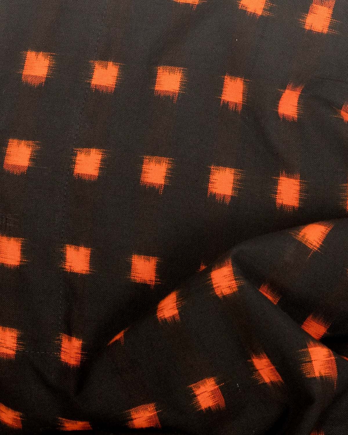 LWN Sello Caftan - Flame Pixel - Handloom Ikat Coverup - Image 5 of 6