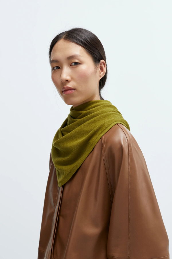 Cordera Merino Wool Bandana - Woodbine Green