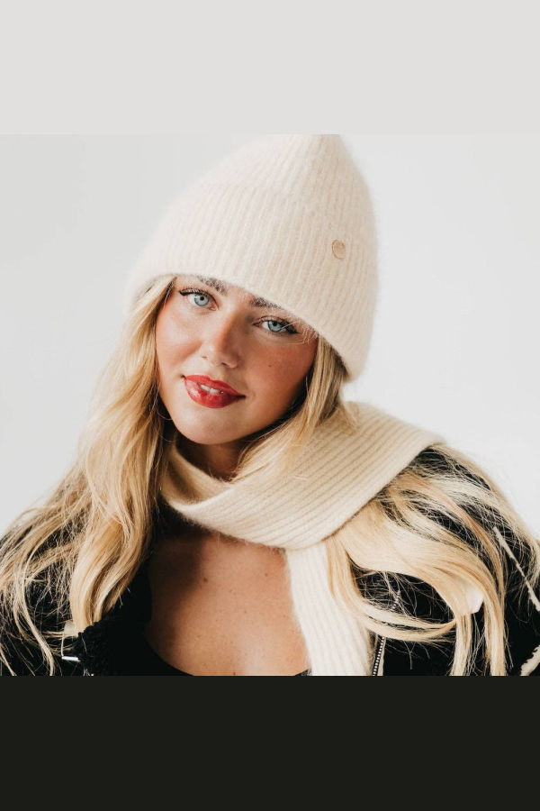 Pretty Simple Joy Dynamic Scarf and Beanie Set