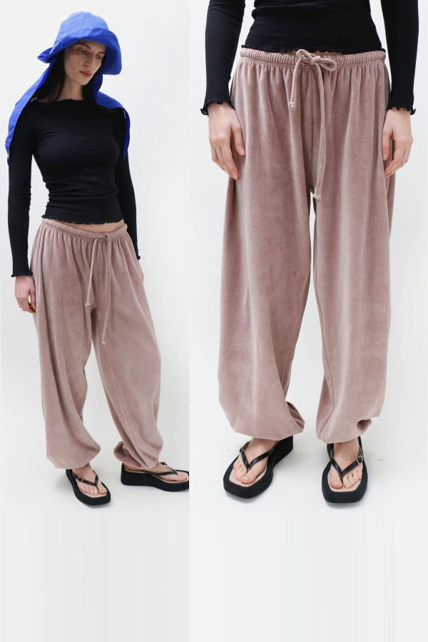 Baserange Tecto Pillow Sweatpants - Beige