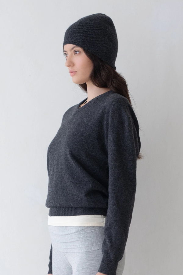 BELLE ANNA Knit Cap