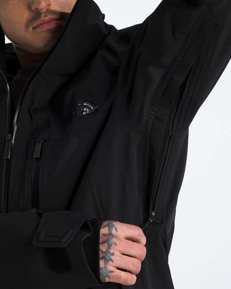 THE NORTH FACE Chakal Jacket - TNF Black/TNF Black