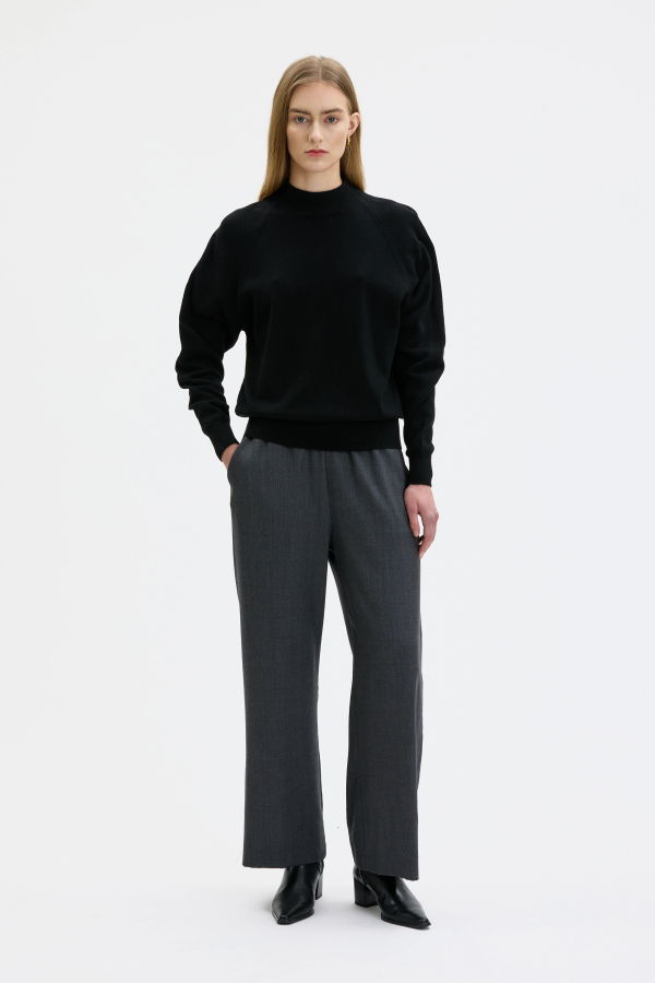 Maska Adila Raglan Cashmere Sweater - Black