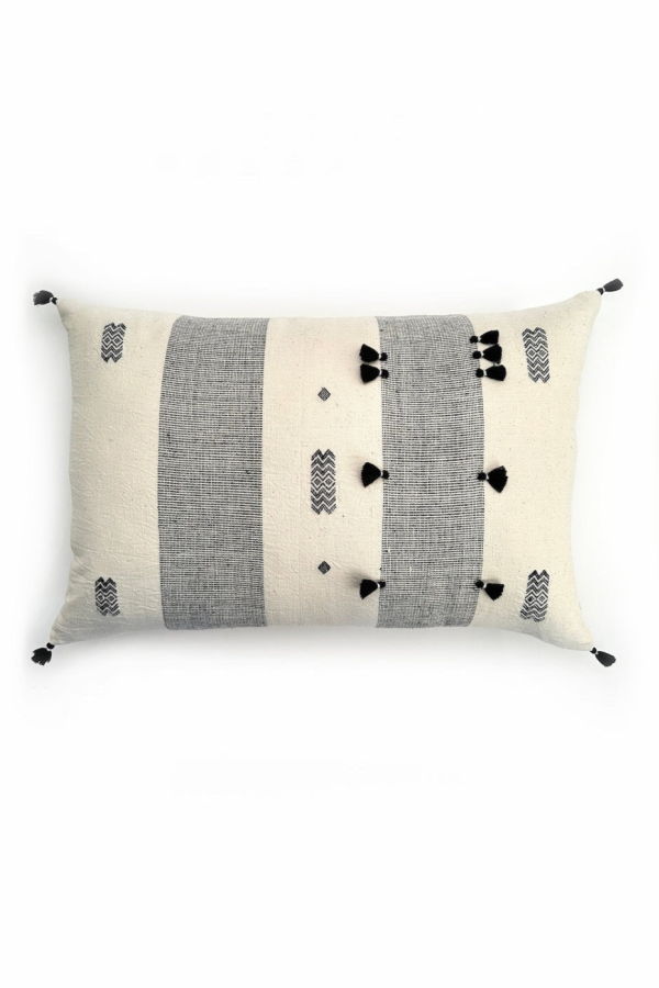 Nimmit Sti Handwoven Pillow Cover