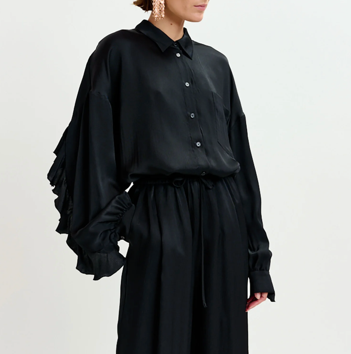 Essentiel Antwerp Ilorin Oversized Ruffle Shirt - Black - Image 1 of 1