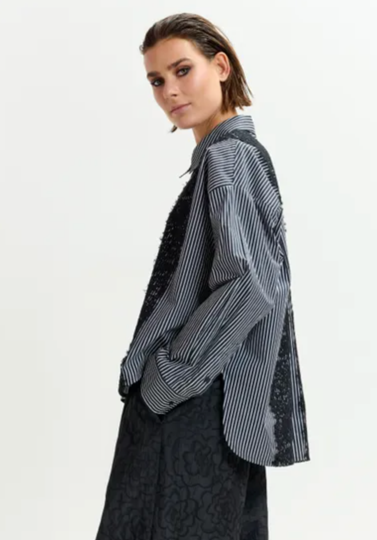 Essentiel Antwerp Isan Lace Trim Button Down Top - Black - Image 4 of 8