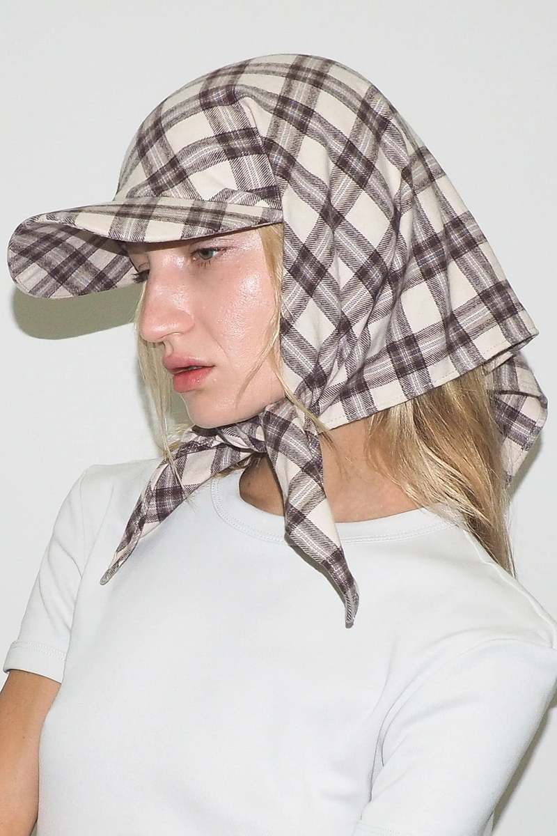 Clyde Brim Scarf