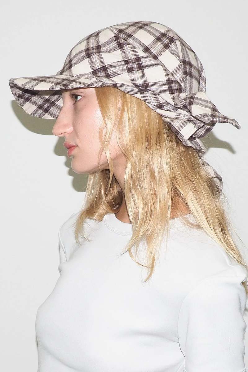 Clyde Brim Scarf