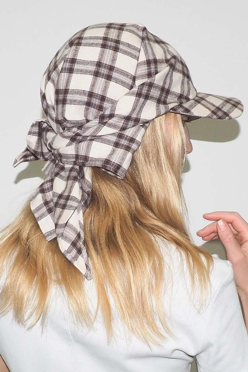Clyde Brim Scarf