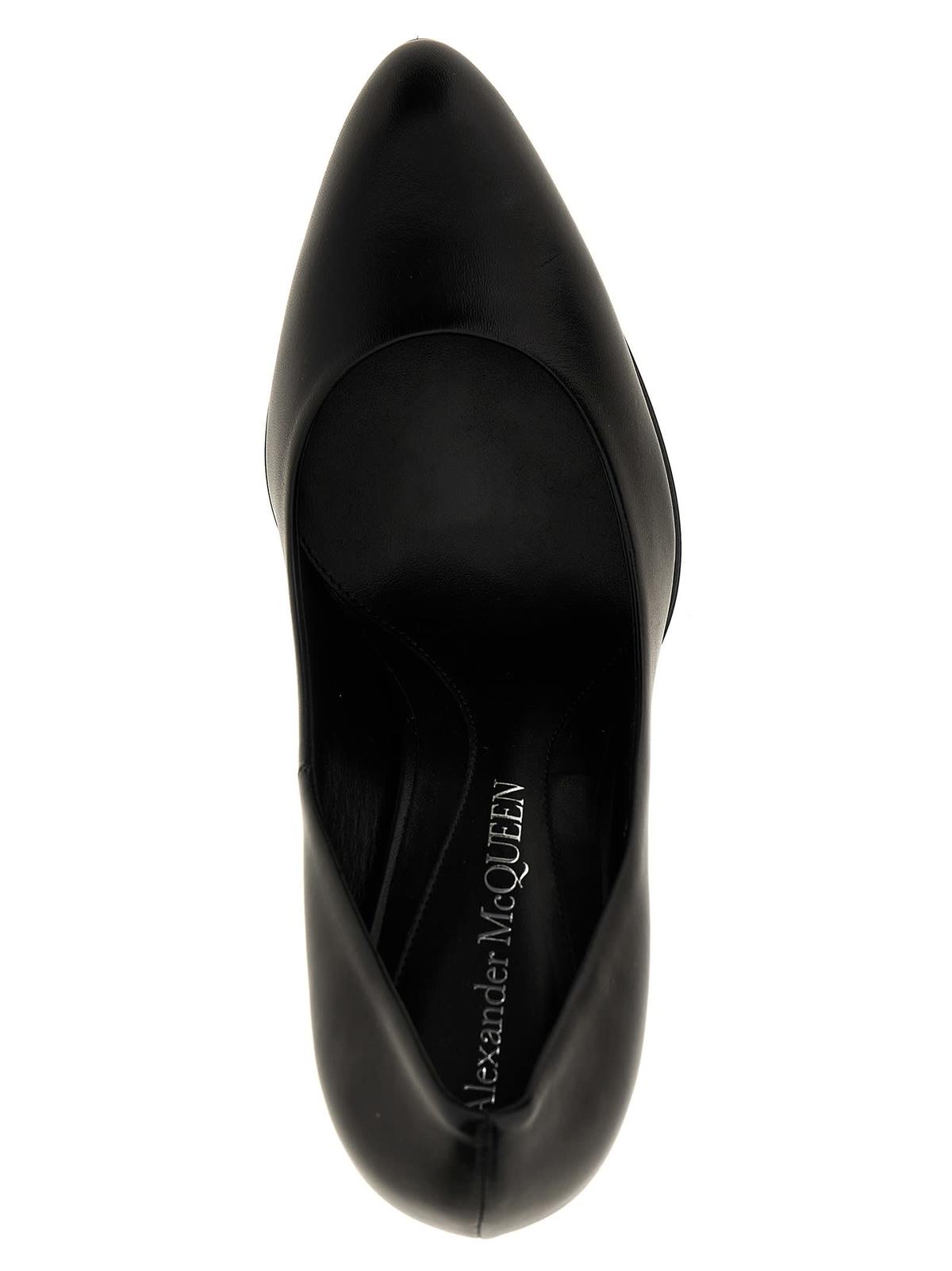 Alexander McQueen Armadillo Pumps - Black - Image 4 of 4