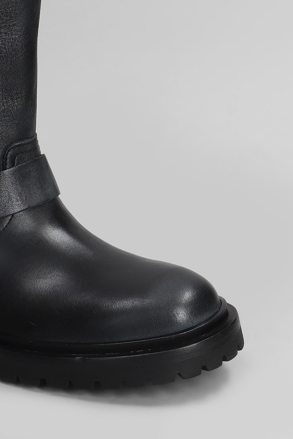 Golden Goose Kurt Low Heels Ankle Boots - Black - Image 5 of 5