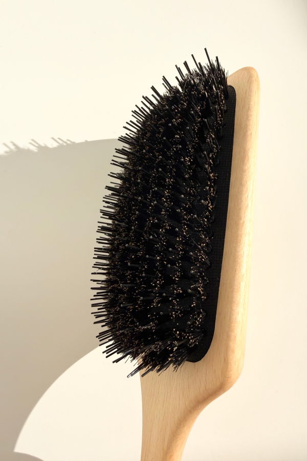 L'Artisan Brossier French Pneumatic Paddle Brush - Boar Hair and Nylon Dots