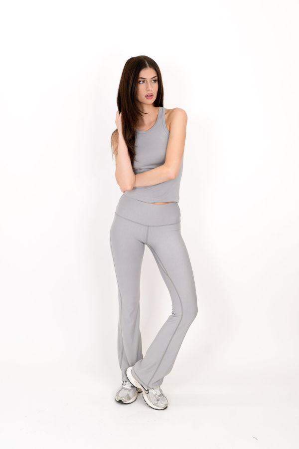 On/off essentials The Core Flare Legging