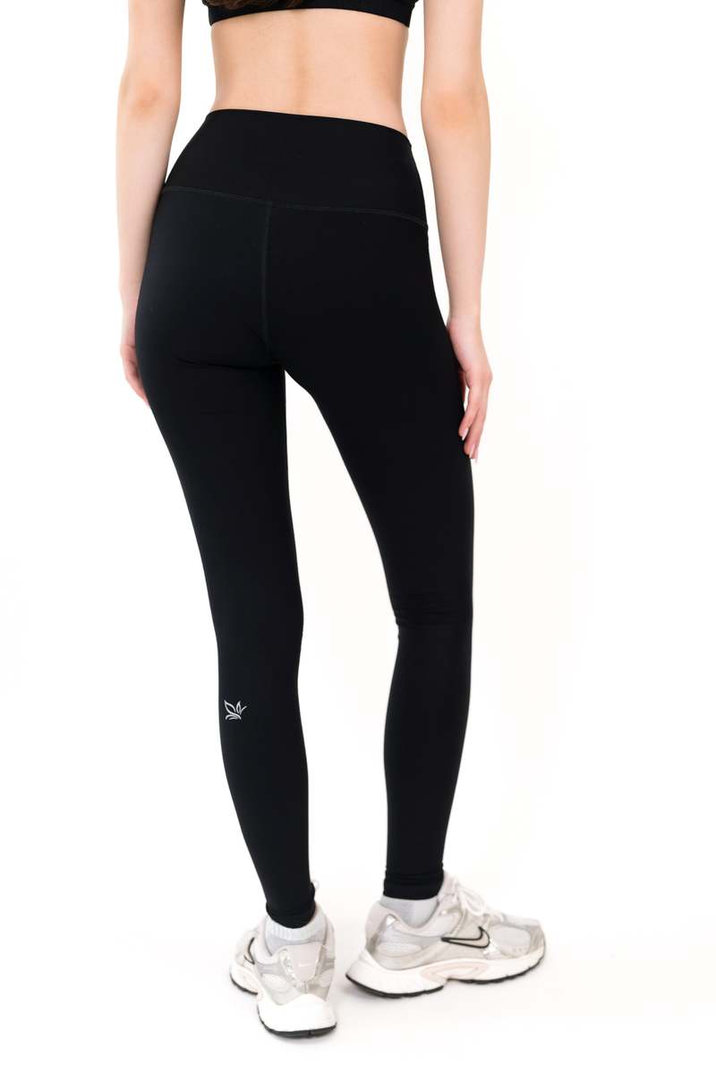 On/off essentials The Core Legging