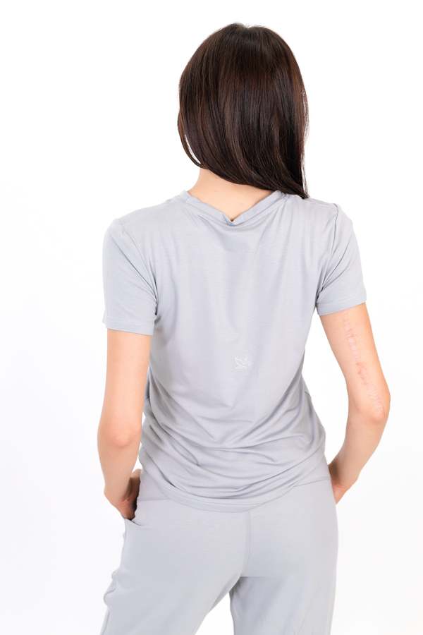 On/off essentials The Everyday Tee