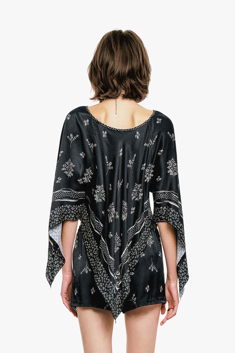 Anna Sui Ribbon Handkerchief Satin Print Poncho