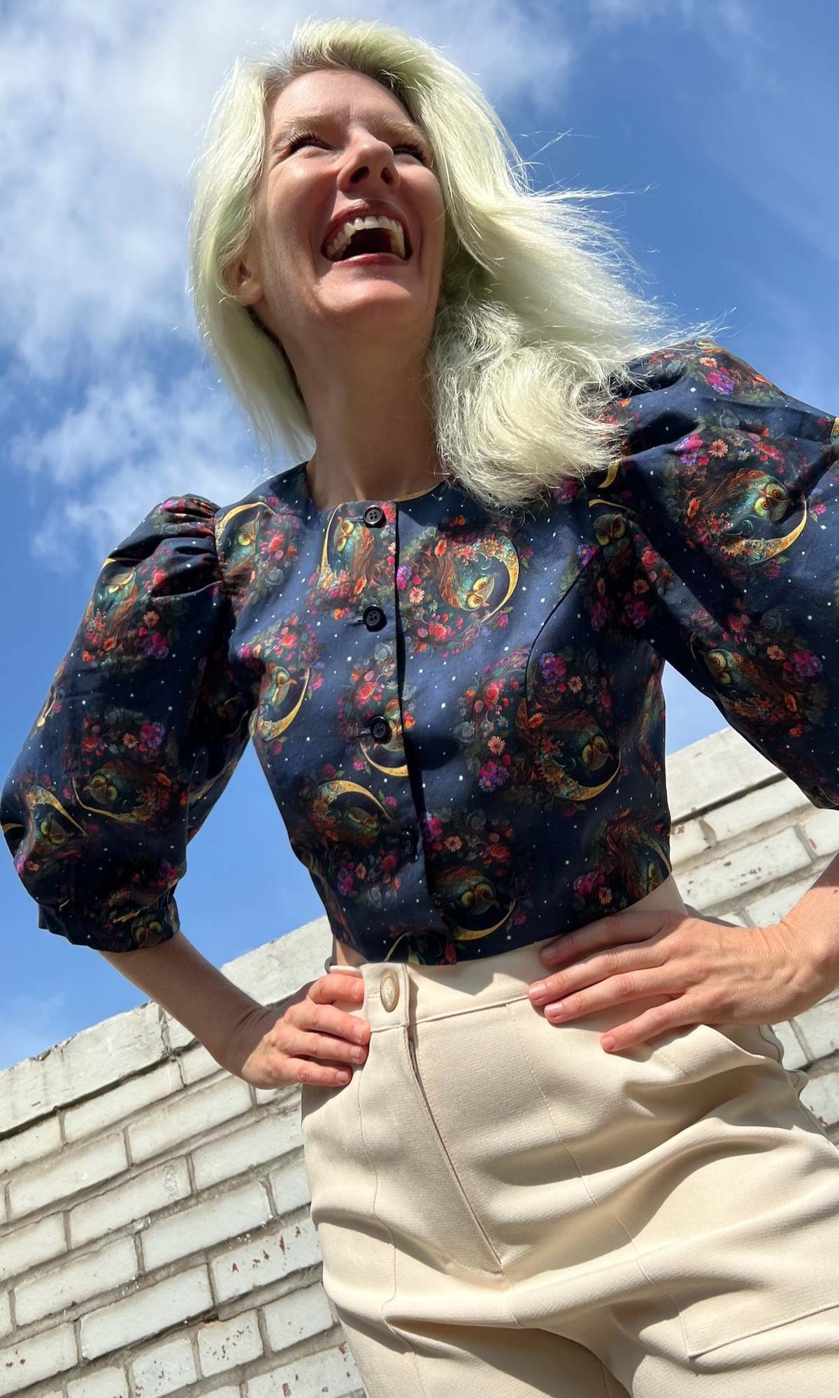 Birds of North America Robin Top - Image 2 of 12