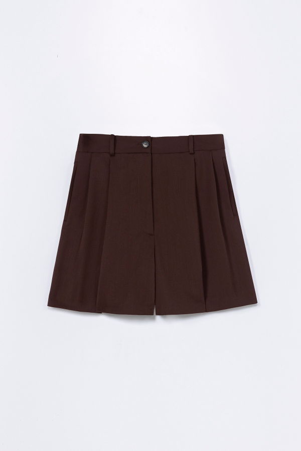 Cordera Tailored Bermuda Shorts - Burgundy