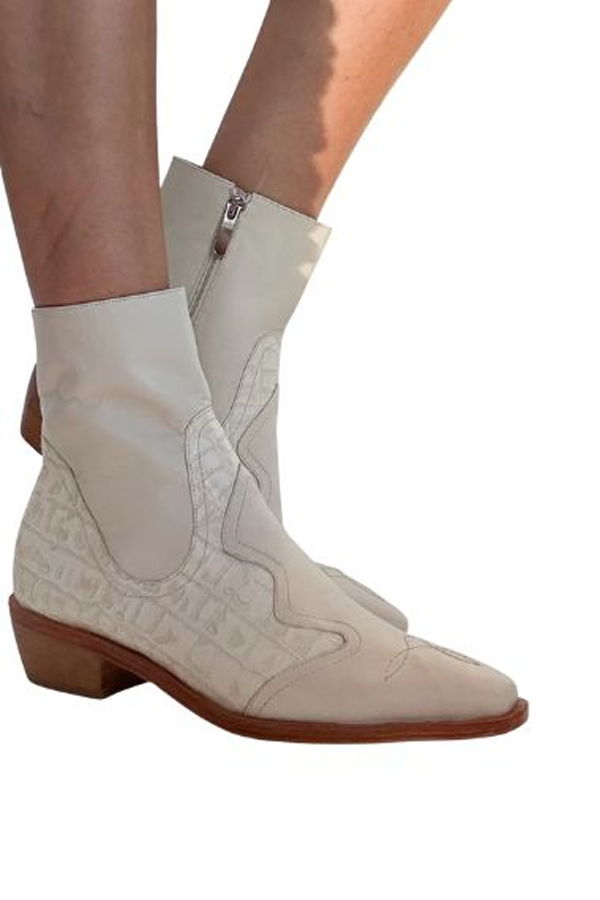 Rachel Comey Low Winnie Boot - Champagne