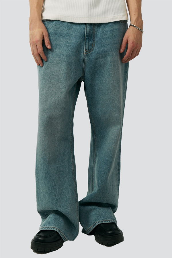 Dunst Light Blue Semi Flared Jeans