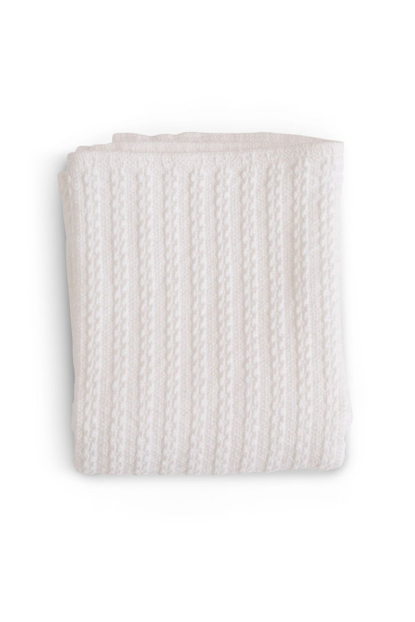 KIDS Evangeline Cable Knit Baby Blanket