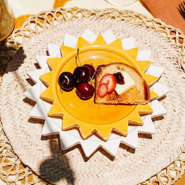 APARTMENT F Sun Plate