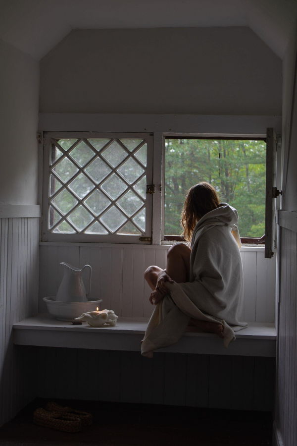 Evangeline Combed Cotton Dot Throw