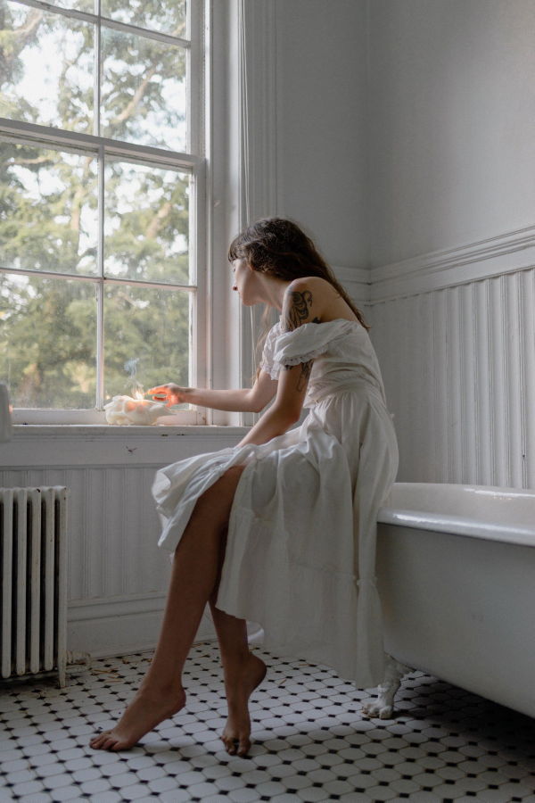 Evangeline Deer Skull Candle