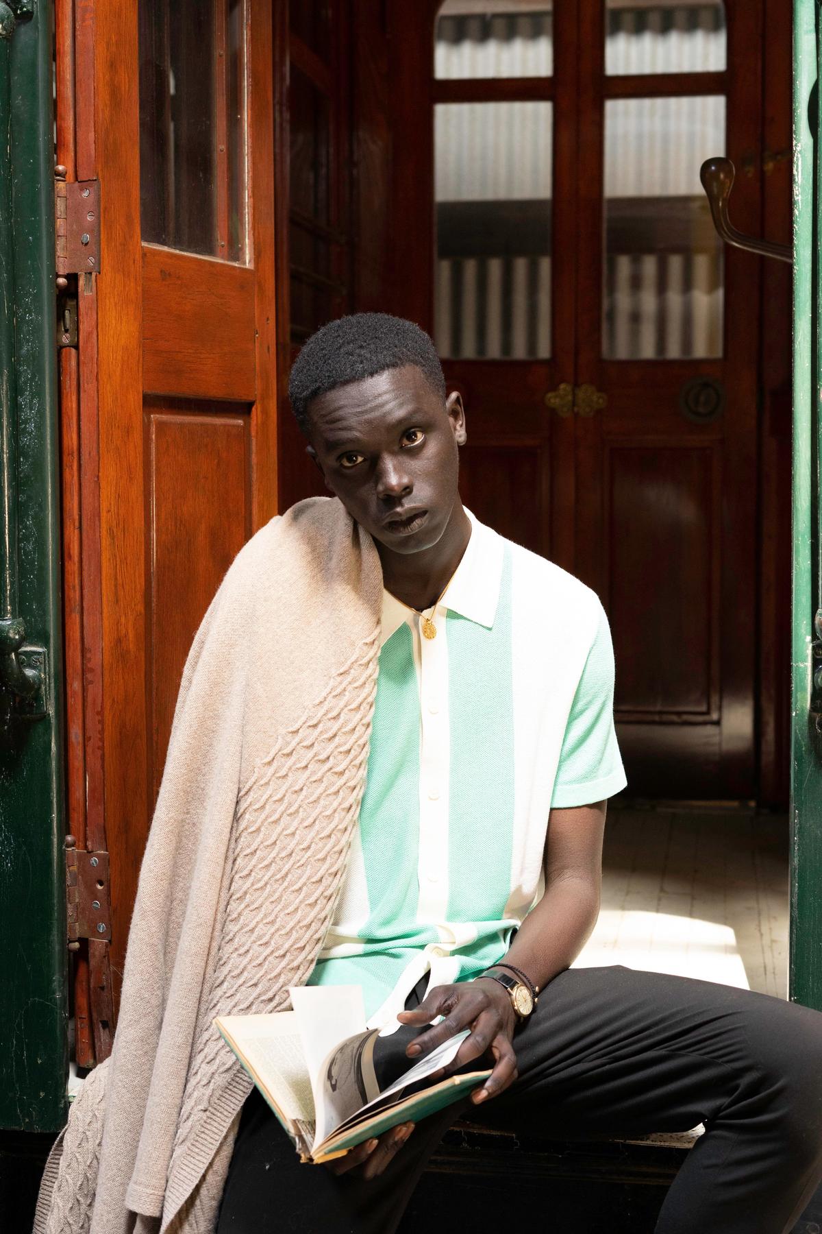 Evangeline Knit Scallop Throw - Image 9 of 9