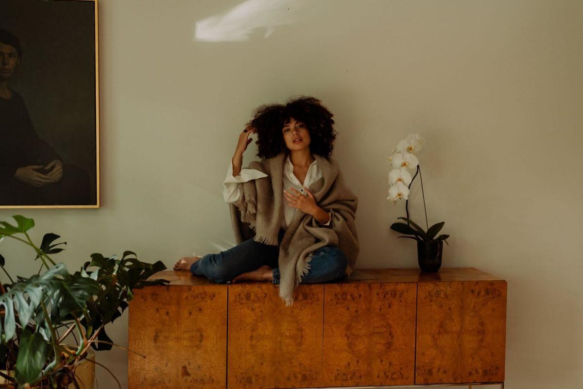 Evangeline Mohair Throw - Image 18 of 19