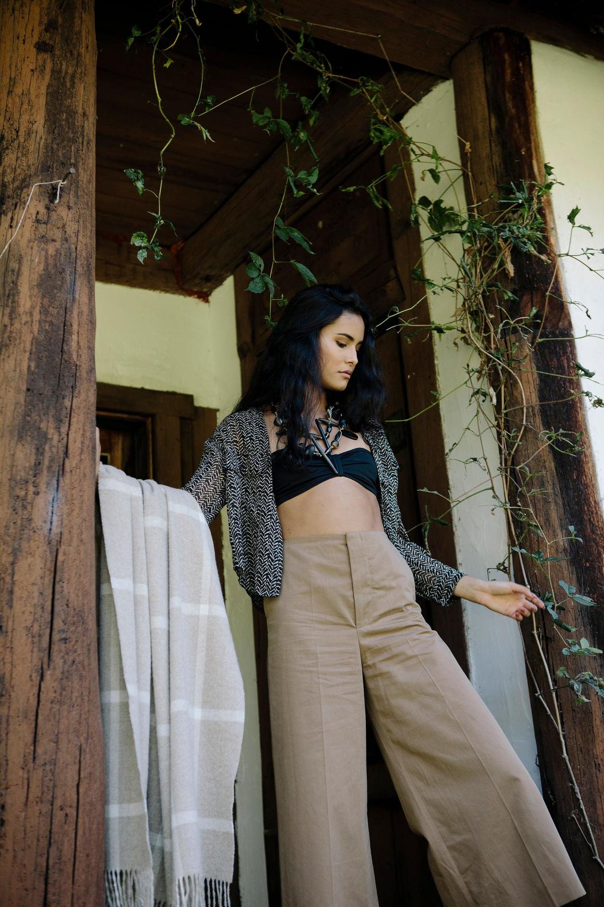 Evangeline Patterned Merino Throws - Image 16 of 20