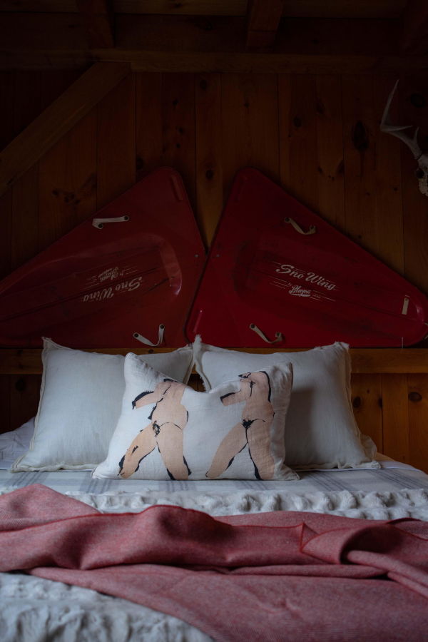 Evangeline Gemini Linen Pillow - Gemini